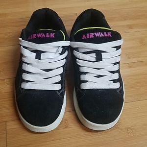 Air walk size 6.5 sneakers